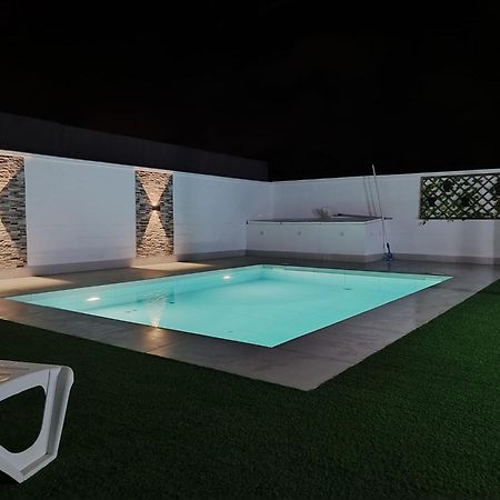 Villa Andromeda Chiclana de la Frontera Exterior photo